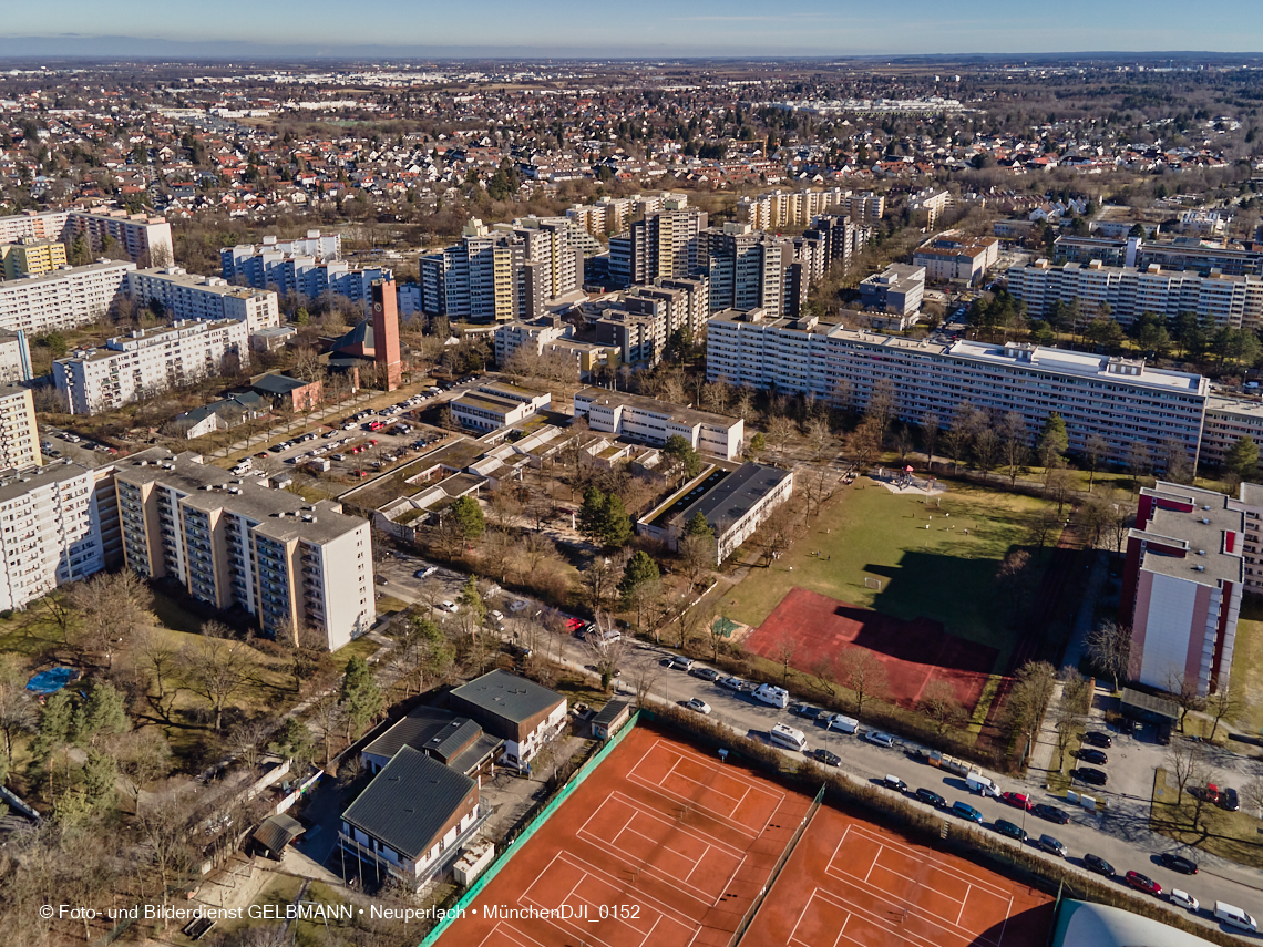 09.02.20222 - Marx-Zentrum und Umgebung in Neuperlach München 